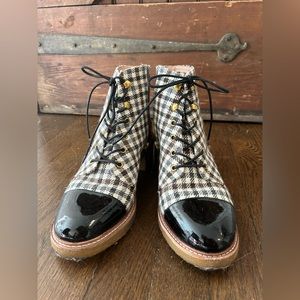 J. Crew Houndstooth Wool Patent Capped Ankle Boots, size 8.5